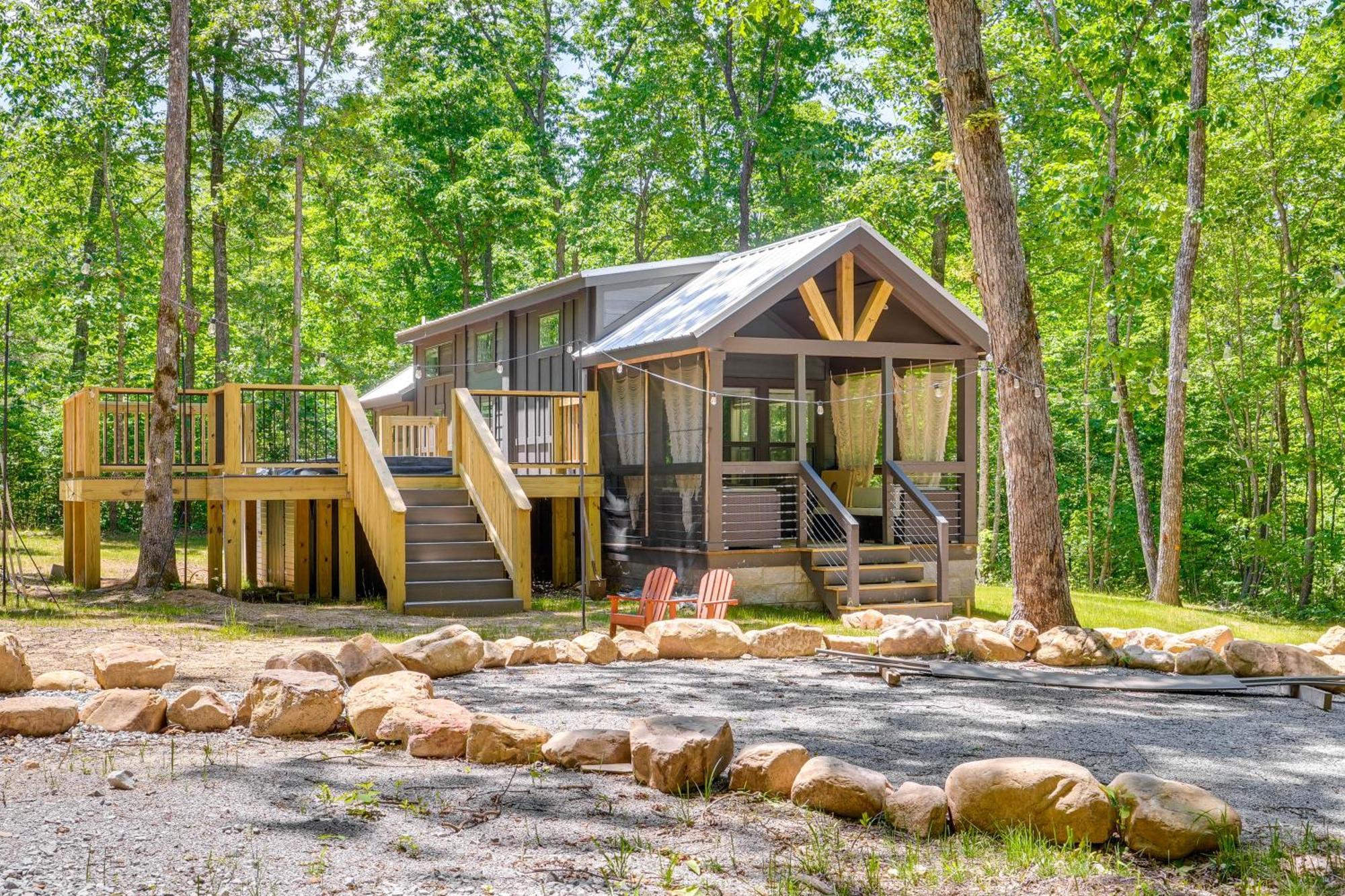 Monteagle Cabin With Swim Spa, Sauna And Fire Pit! Zewnętrze zdjęcie